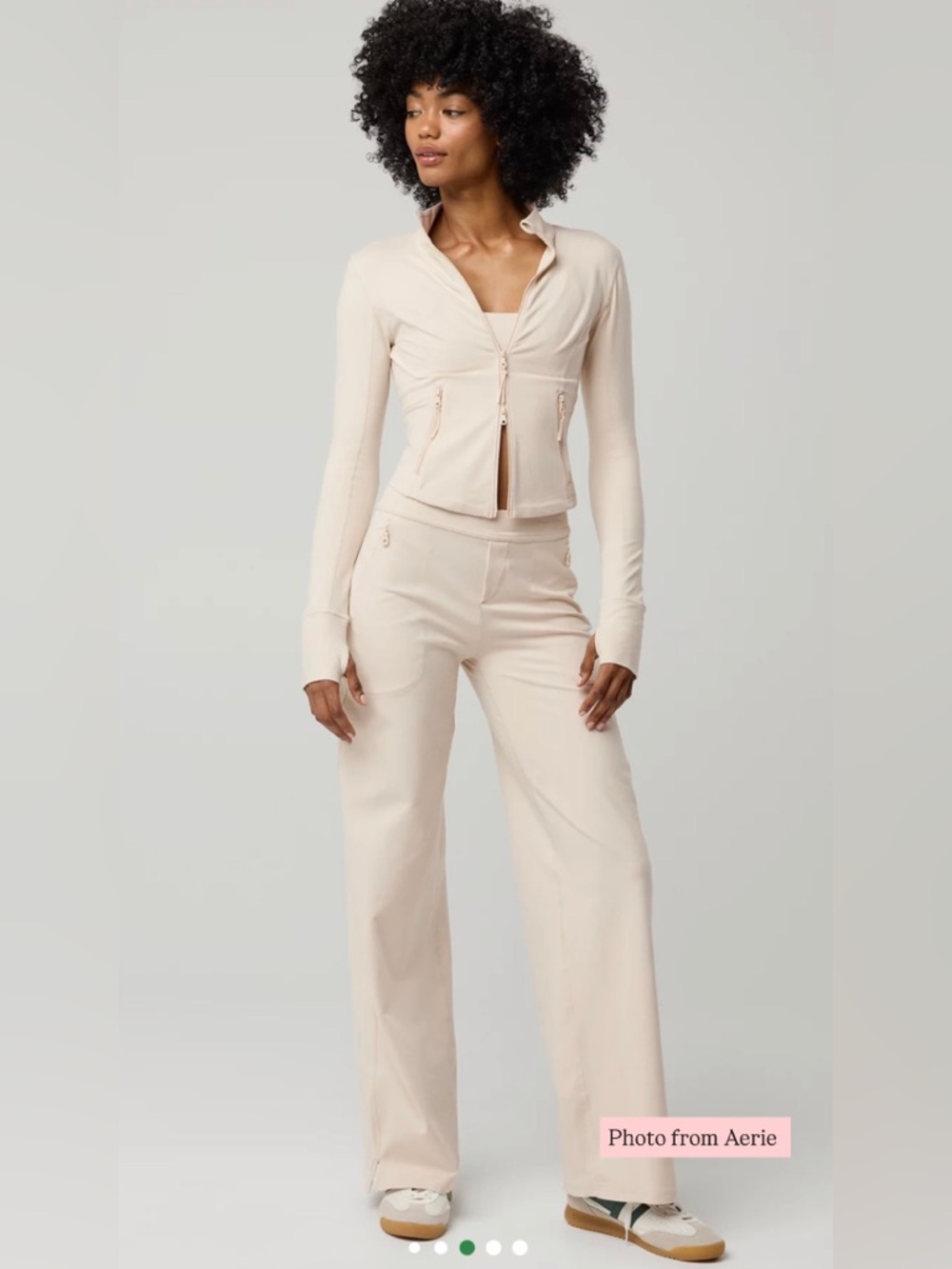 BRAND NEW Offline By Aerie The Hugger Trouser